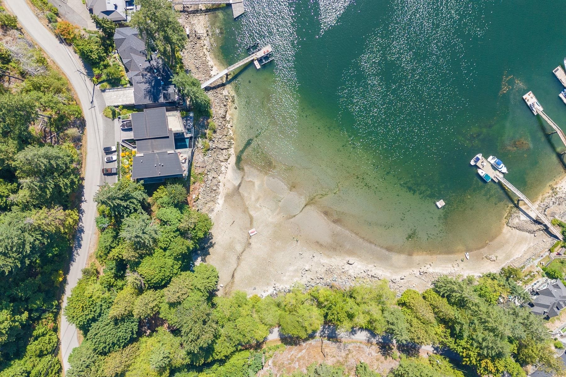 









4855


Belcarra Bay

Road,
Port Moody,







BC
V3H 4N4

