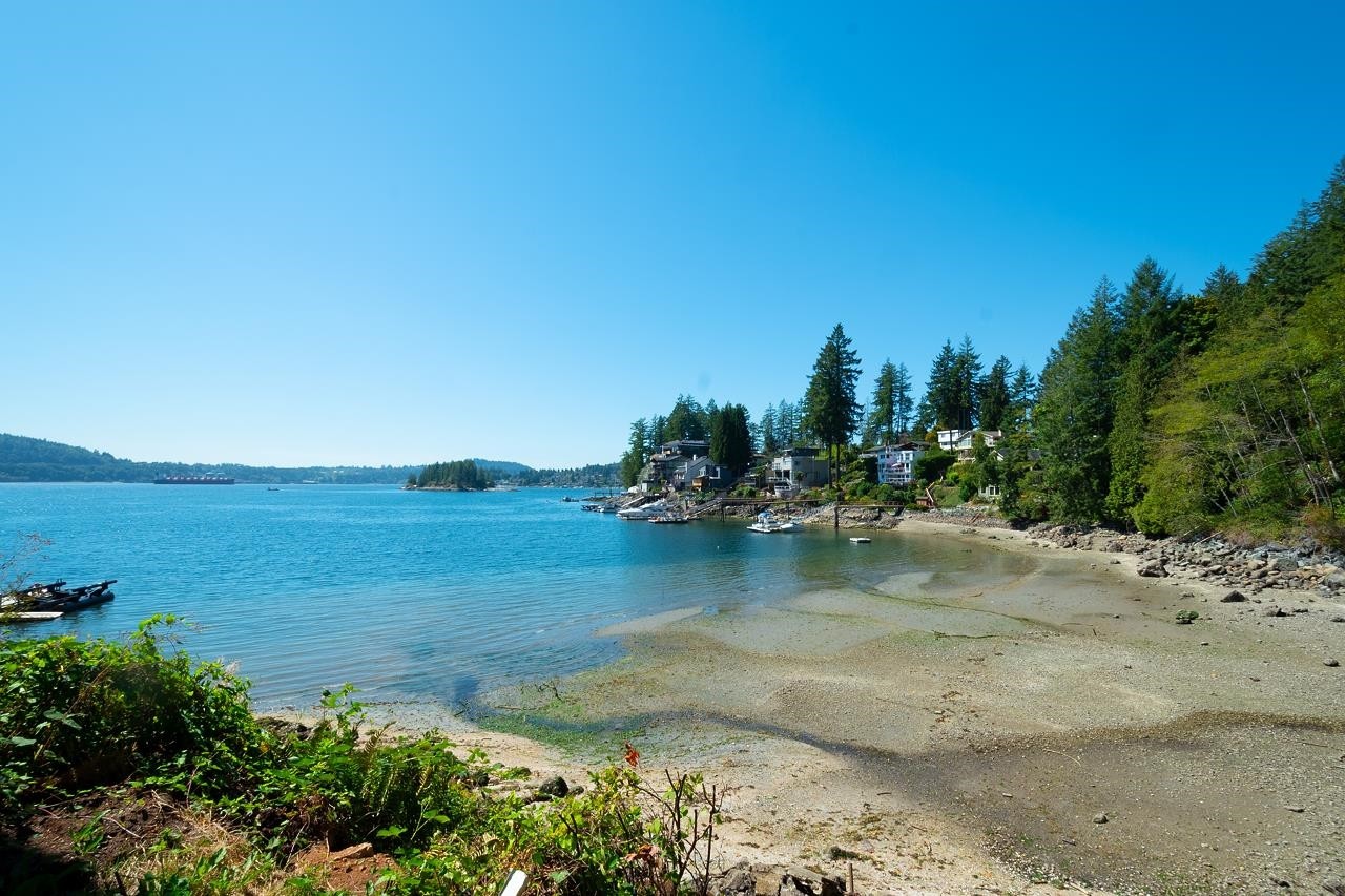 









4855


Belcarra Bay

Road,
Port Moody,







BC
V3H 4N4

