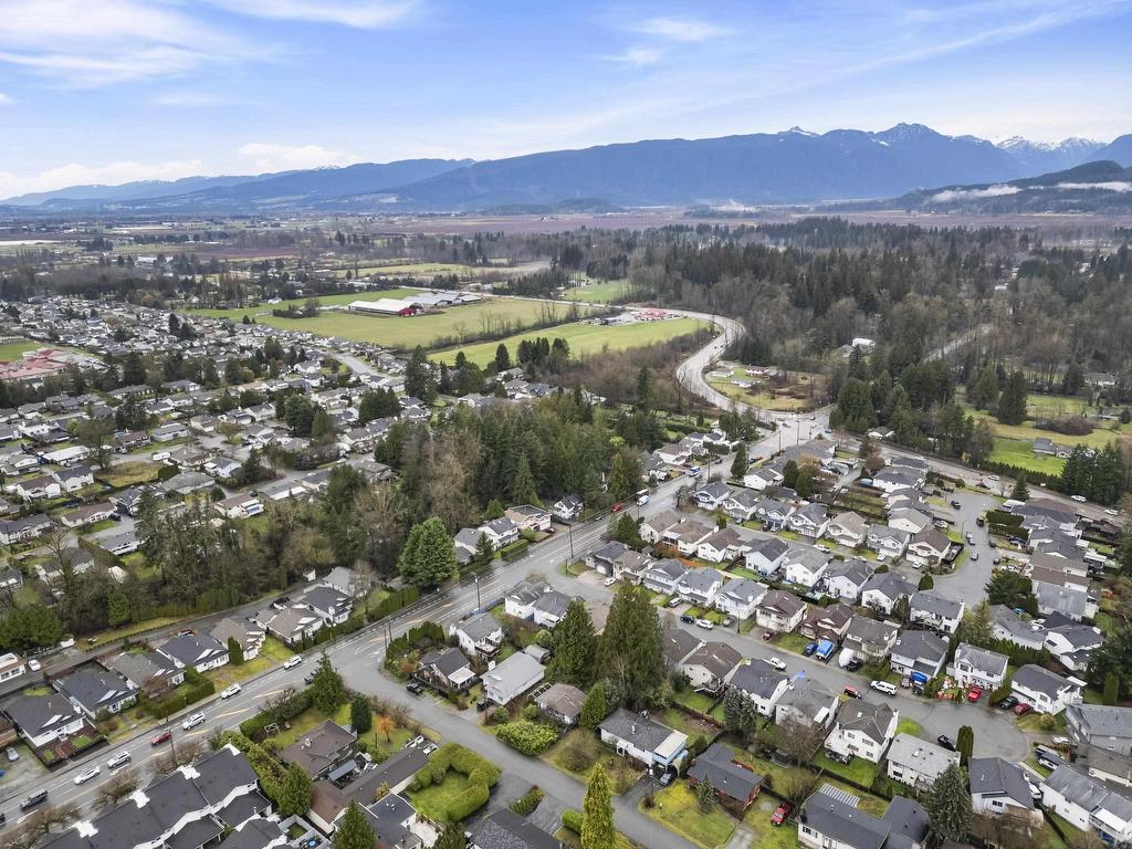 









22421


Streng

Avenue,
Maple Ridge,




BC
V2X 4M4

