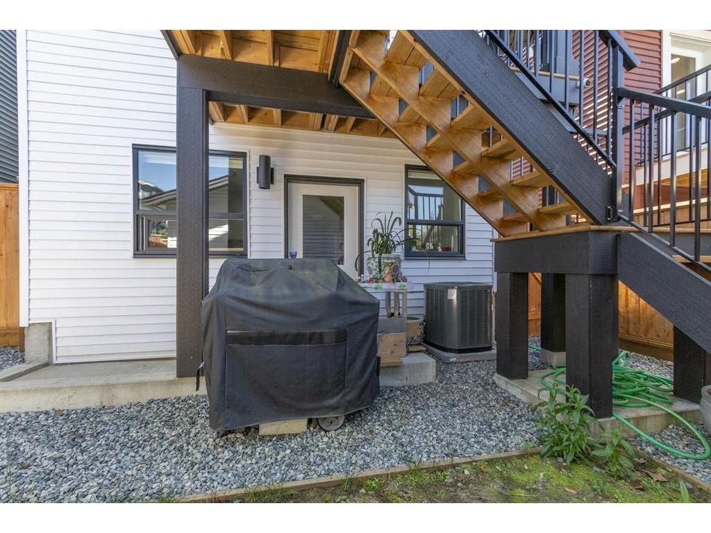 









25065


112

Avenue,
Maple Ridge,




BC
V2W 0K6

