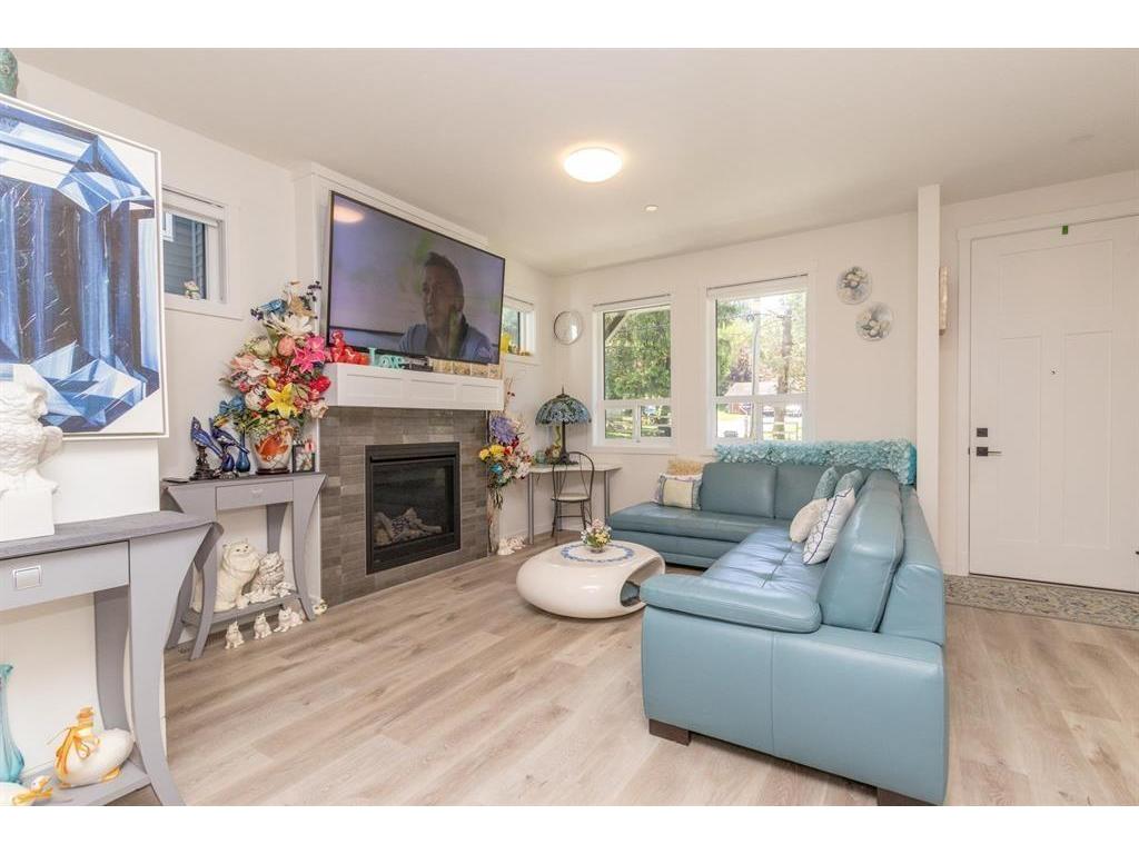 









25065


112

Avenue,
Maple Ridge,




BC
V2W 0K6

