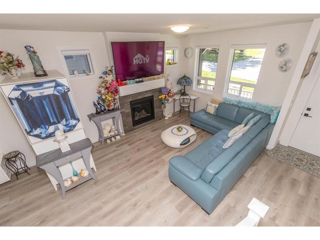 









25065


112

Avenue,
Maple Ridge,




BC
V2W 0K6

