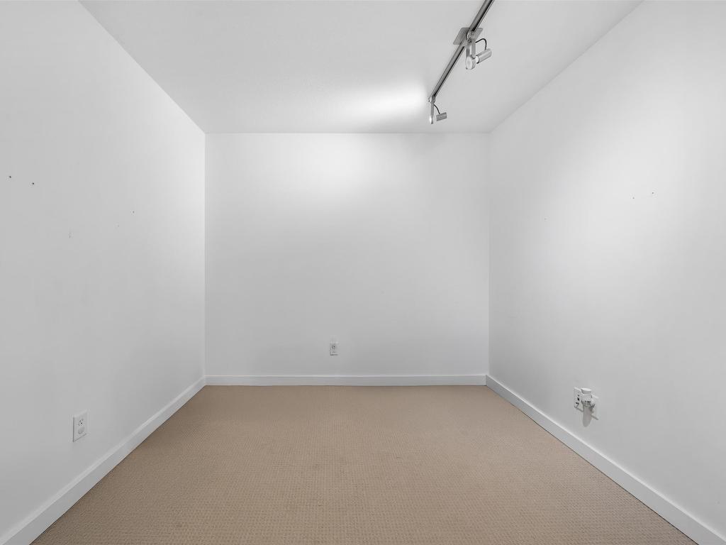 









11667


Haney

Bypass, 301,
Maple Ridge,




BC
V2X 8W9


