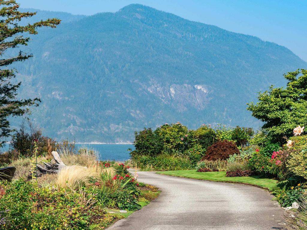 









16


Beach

Drive,
Furry Creek,




BC
V8B 1A2

