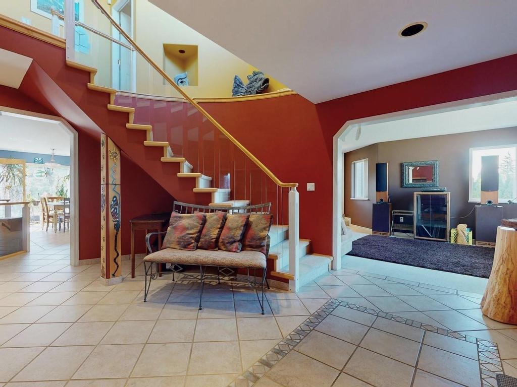 









2002


Glacier Heights

Place,
Squamish,




BC
V0N 1T0


