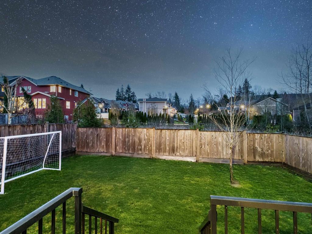 









11252


243b

Street,
Maple Ridge,




BC
V2W 1H5


