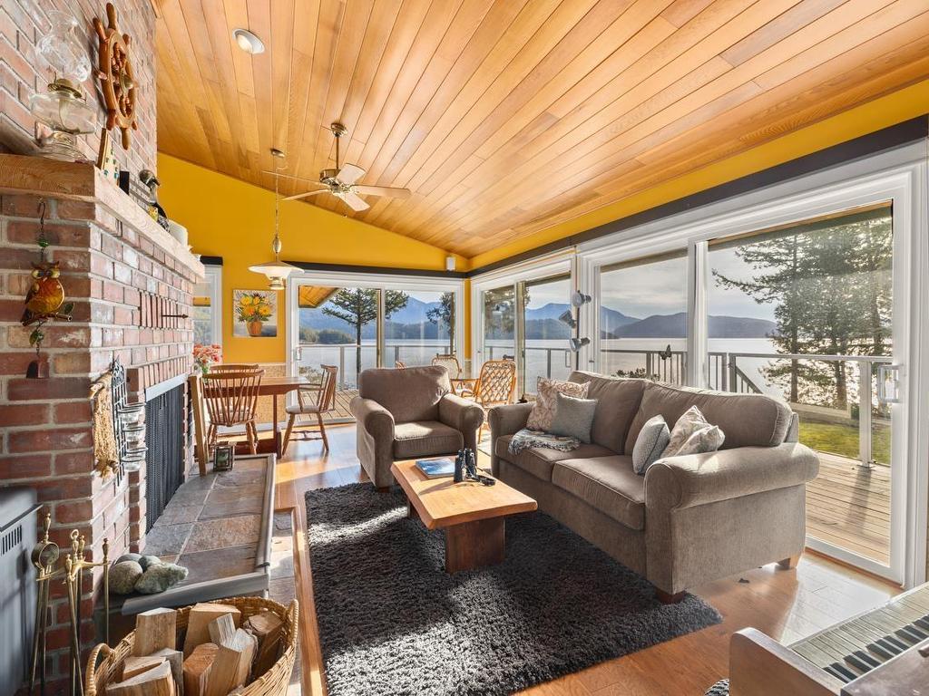









724


The Grove

Road,
Gambier Island,




BC
V0N 1V0

