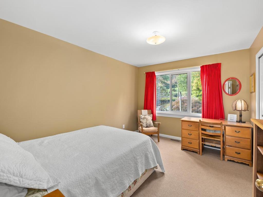 









724


The Grove

Road,
Gambier Island,




BC
V0N 1V0

