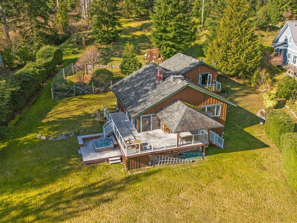 









724


The Grove

Road,
Gambier Island,




BC
V0N 1V0

