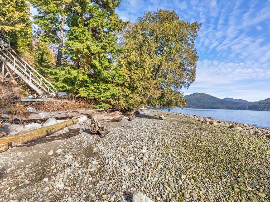 









724


The Grove

Road,
Gambier Island,




BC
V0N 1V0

