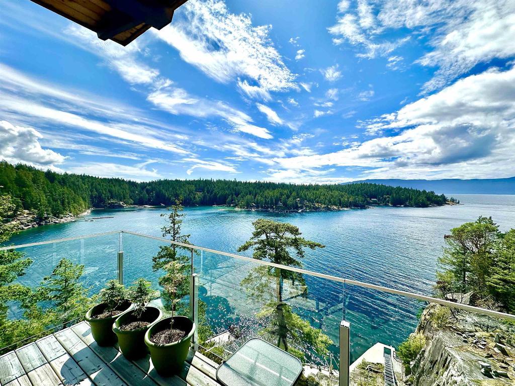 









SL 5B


Quarry

Bay,
Nelson Island,




BC
V0N 0V0

