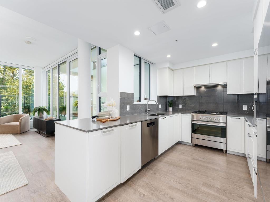 









1471


Hunter

Street, 314,
North Vancouver,




BC
V7J 1H3

