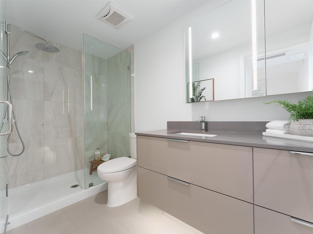 









1471


Hunter

Street, 314,
North Vancouver,




BC
V7J 1H3

