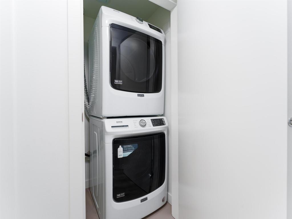 









1471


Hunter

Street, 314,
North Vancouver,




BC
V7J 1H3

