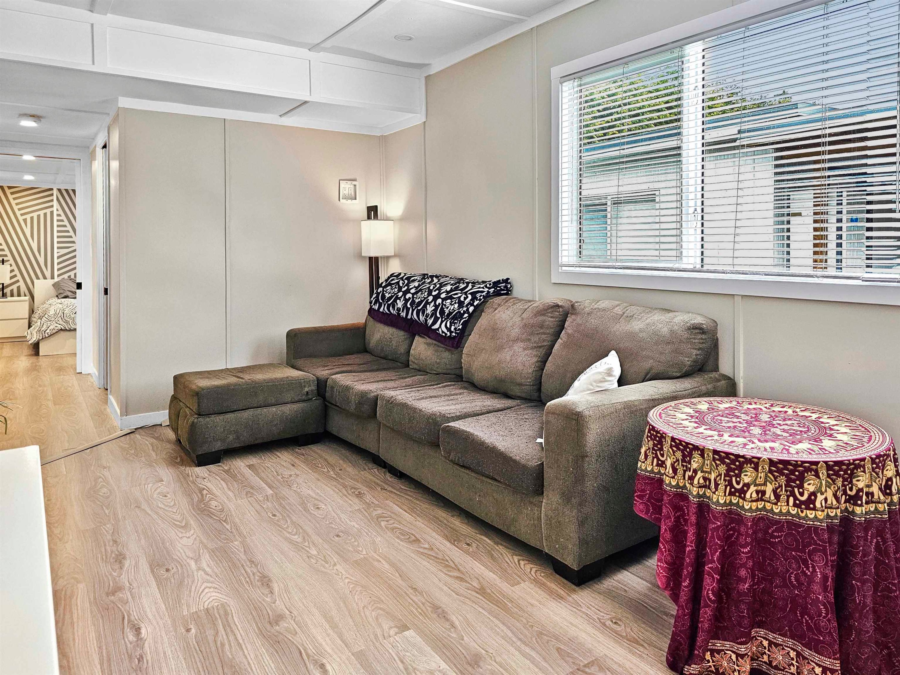 









39768


Government

Road, 19,
Squamish,




BC
V0N 1T0

