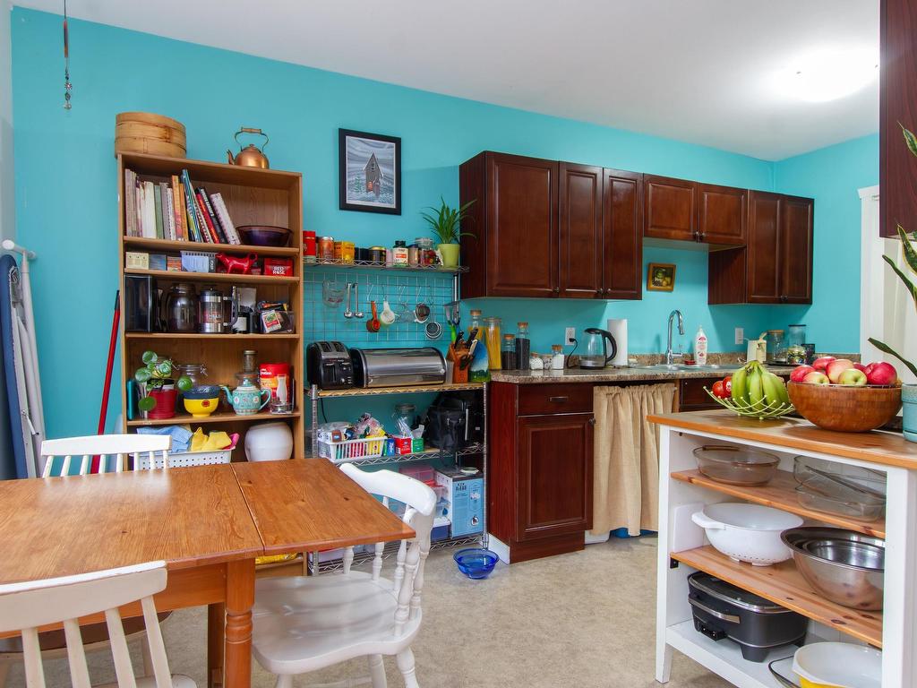 









38175


Westway

Avenue, 35,
Squamish,




BC
V8B 0A5

