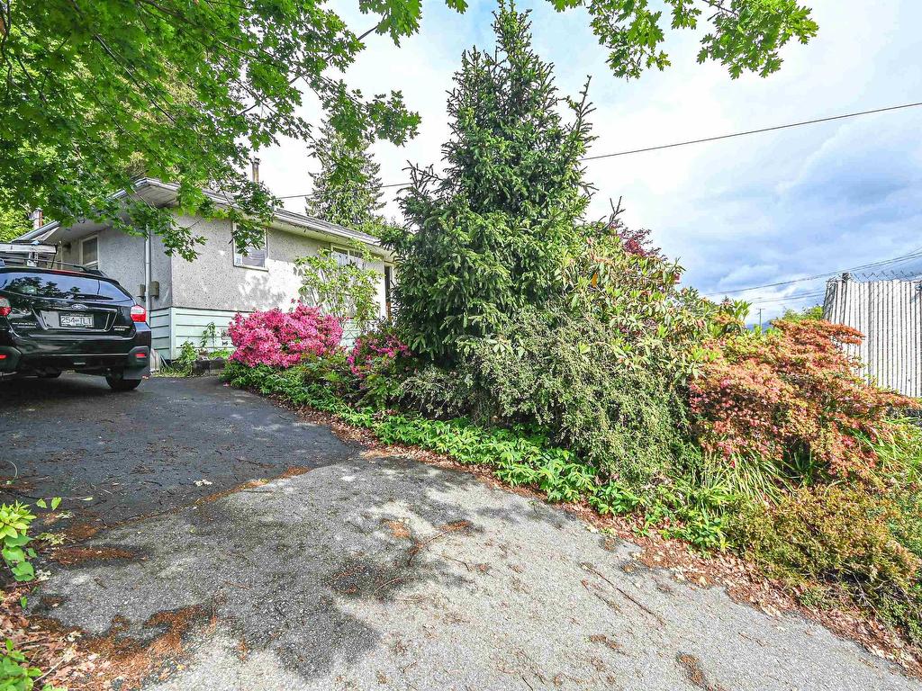 









1780


Pitt River

Road,
Port Coquitlam,




BC
V3C 1P7

