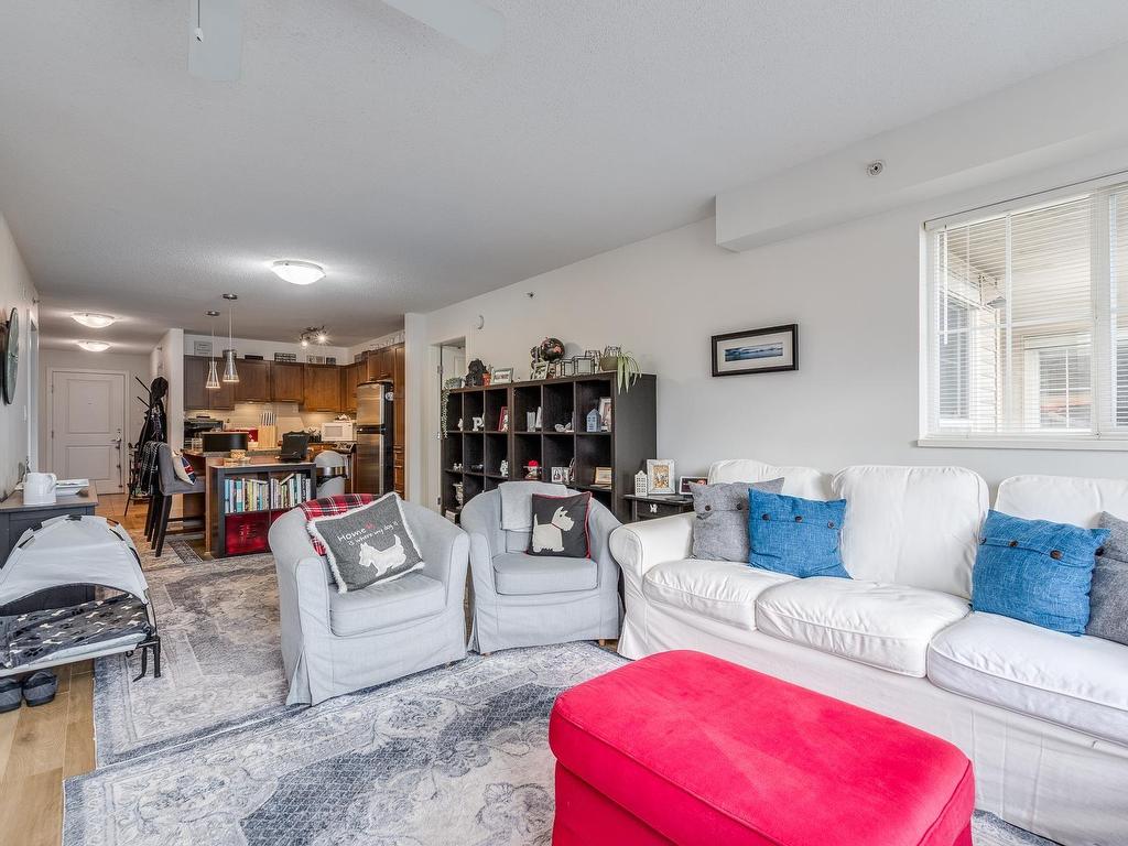









19673


Meadow Gardens

Way, 407,
Pitt Meadows,




BC
V3Y 0A1

