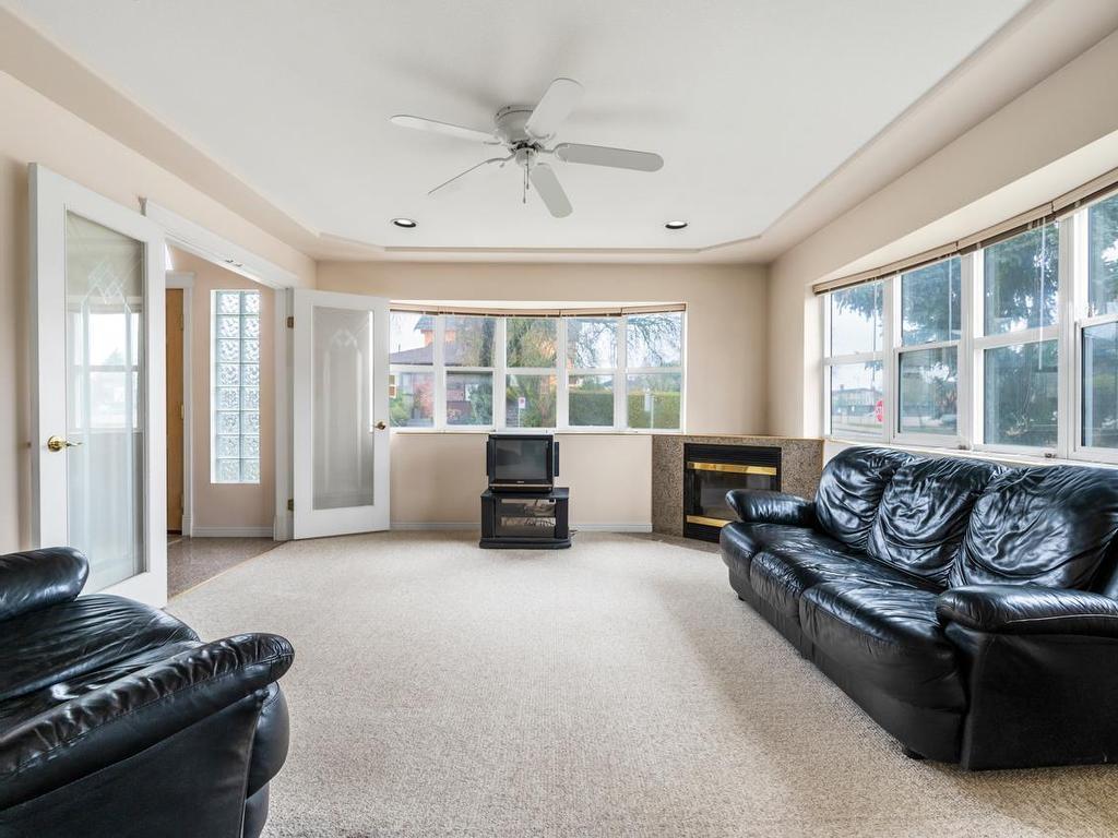 









7483


Humm

Street,
Vancouver,




BC
V5P 4B7

