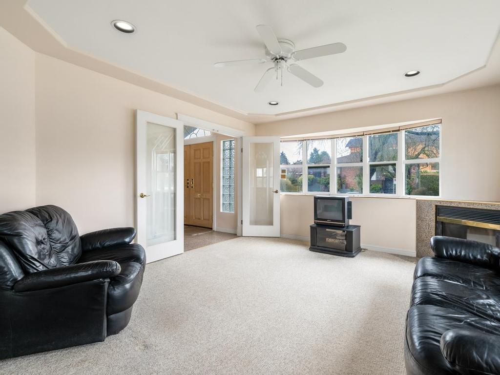









7483


Humm

Street,
Vancouver,




BC
V5P 4B7

