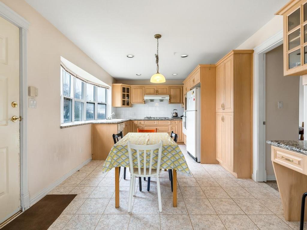 









7483


Humm

Street,
Vancouver,




BC
V5P 4B7

