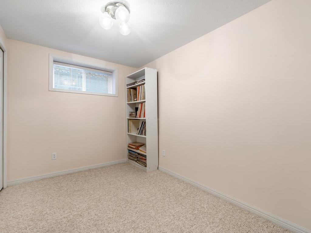 









7483


Humm

Street,
Vancouver,




BC
V5P 4B7

