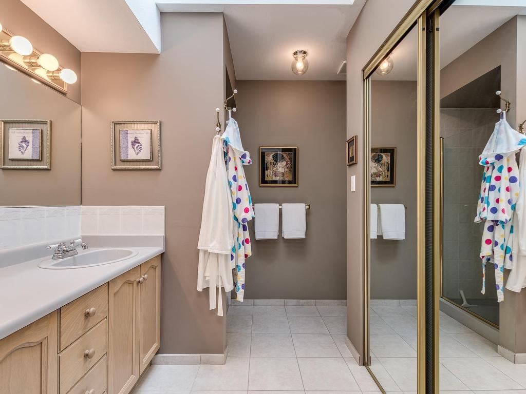 









631


Swanson

Place,
Port Coquitlam,




BC
V3B 7M2

