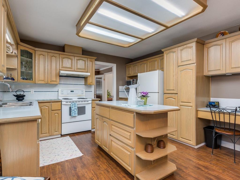 









631


Swanson

Place,
Port Coquitlam,




BC
V3B 7M2


