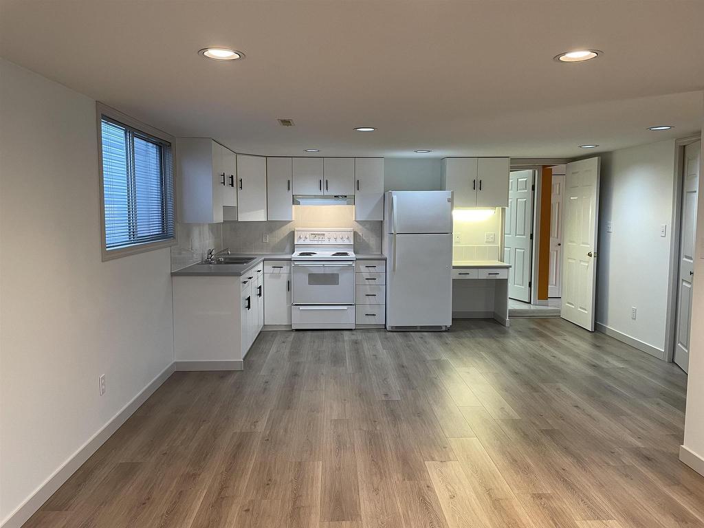 









631


Swanson

Place,
Port Coquitlam,




BC
V3B 7M2


