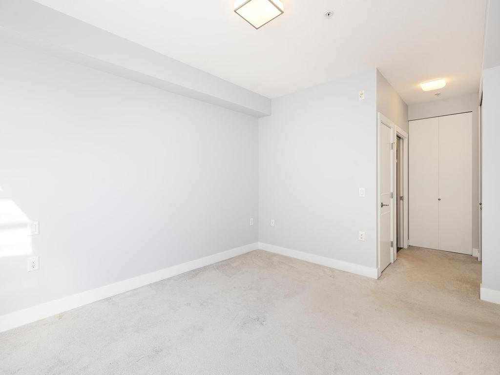 









735


15th

Street West, 121,
North Vancouver,




BC
V7M 0B8

