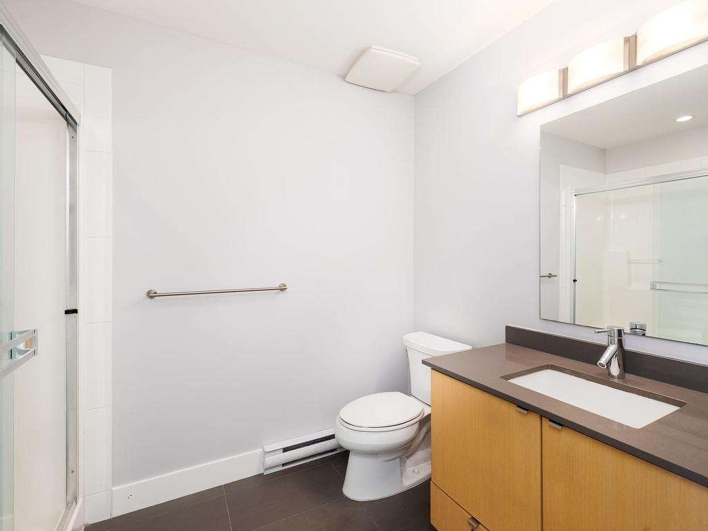 









735


15th

Street West, 121,
North Vancouver,




BC
V7M 0B8

