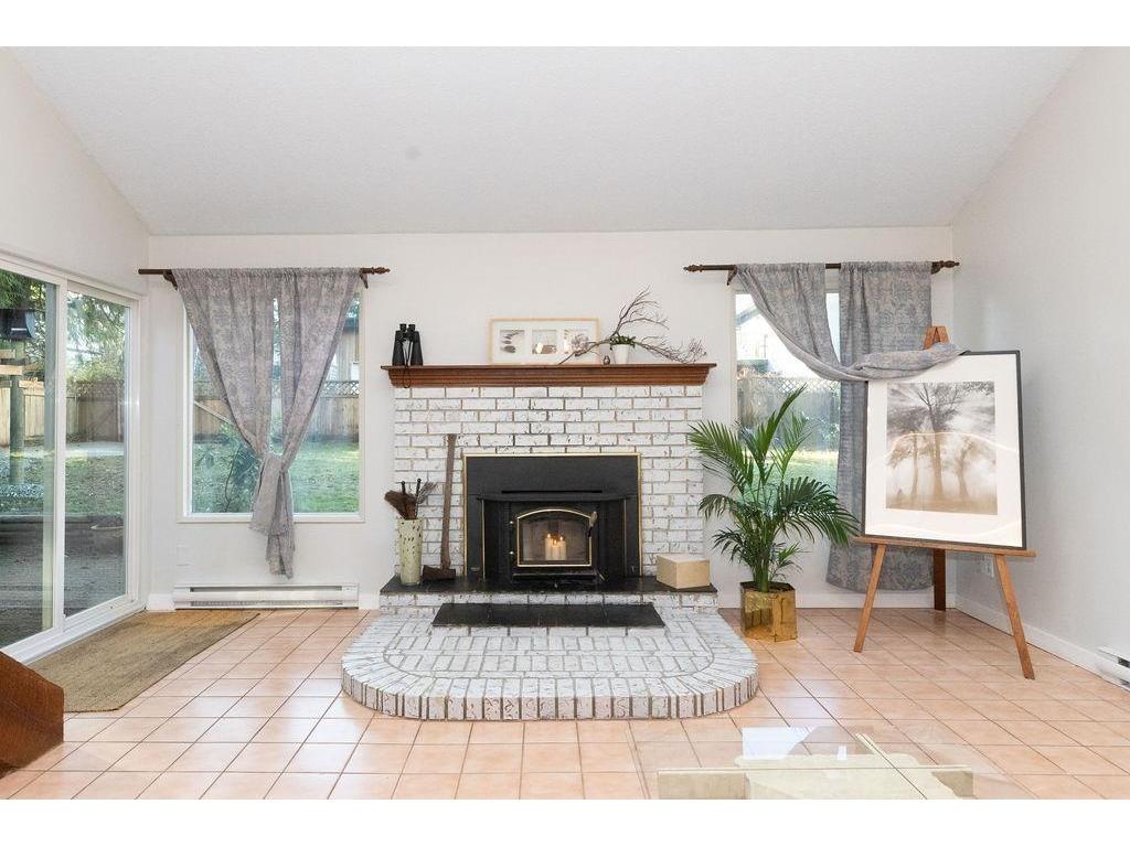 









5613


Trail

Avenue,
Sechelt,




BC
V7Z 0H8

