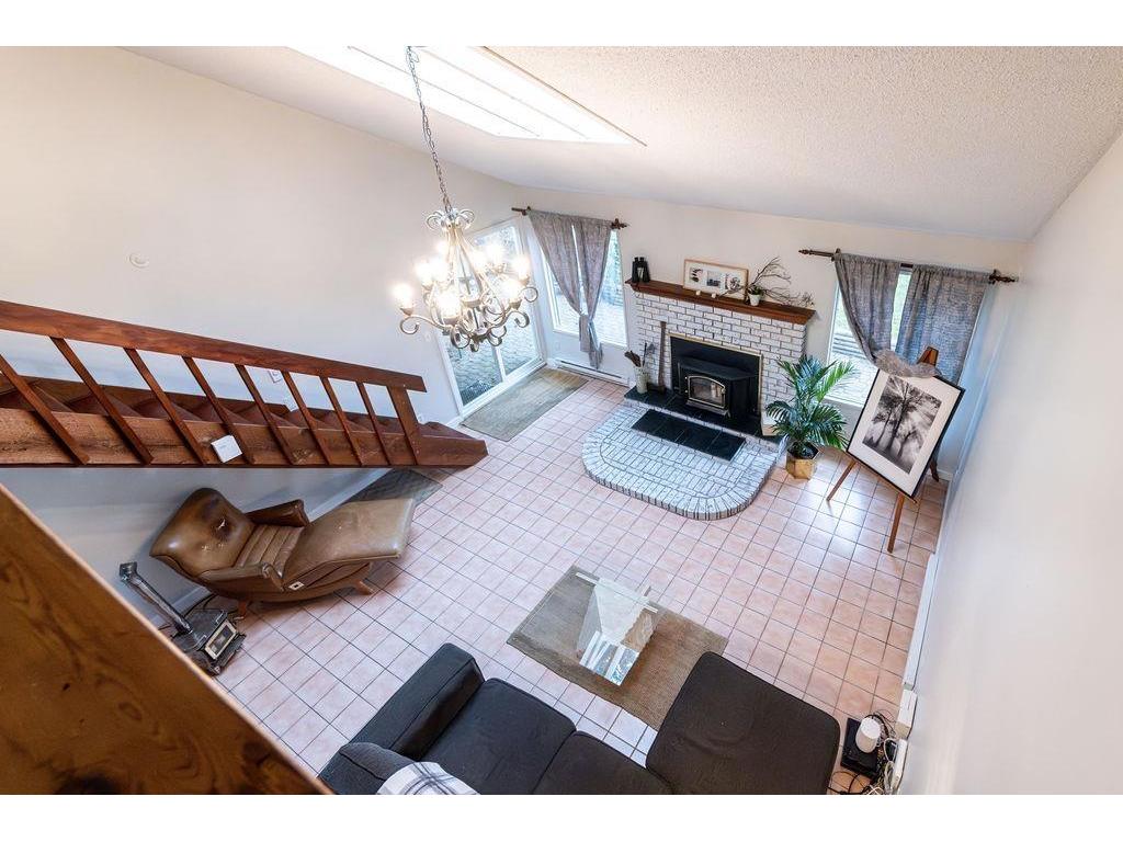 









5613


Trail

Avenue,
Sechelt,




BC
V7Z 0H8

