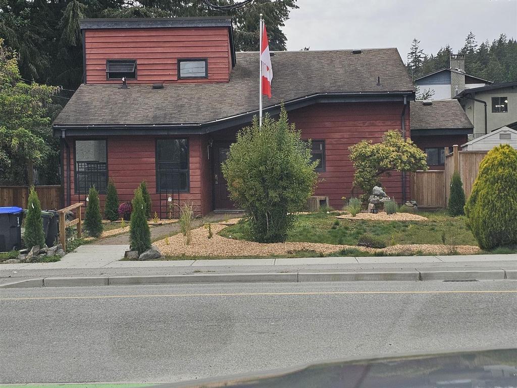 









5613


Trail

Avenue,
Sechelt,




BC
V7Z 0H8

