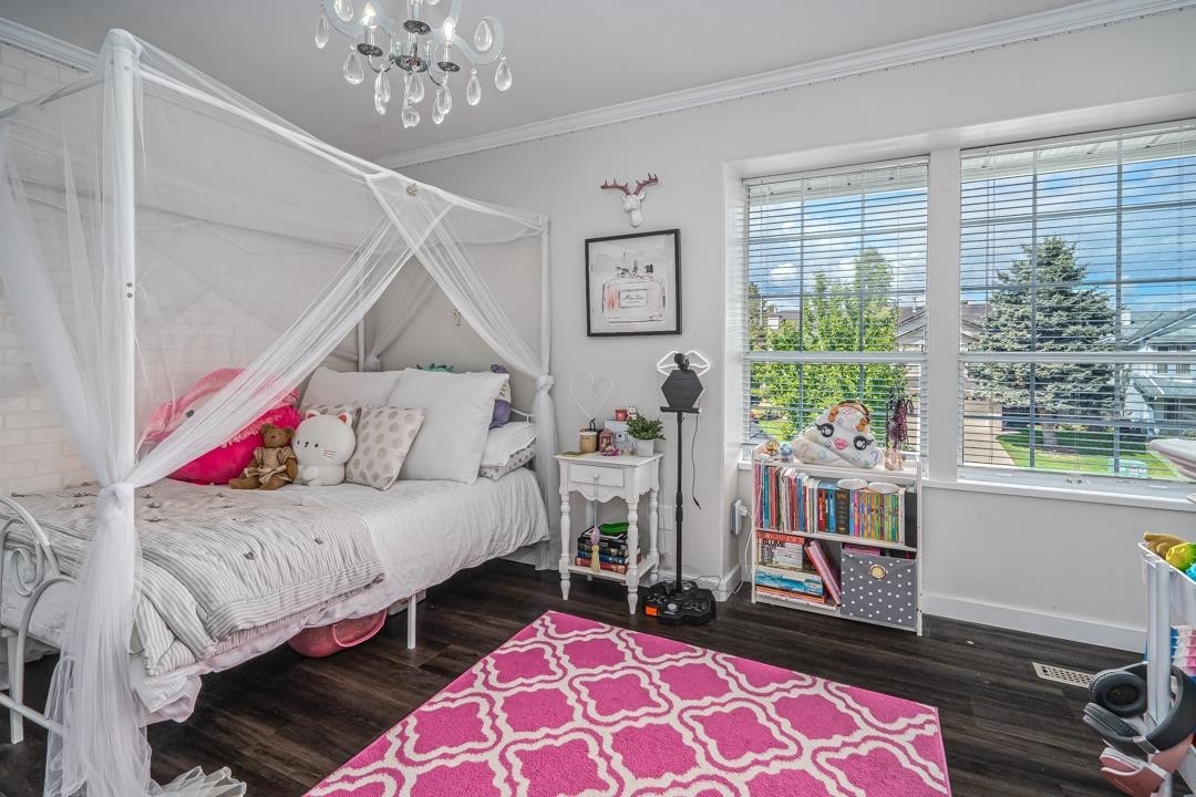 









18816


121b

Avenue,
Pitt Meadows,




BC
V3Y 2K7

