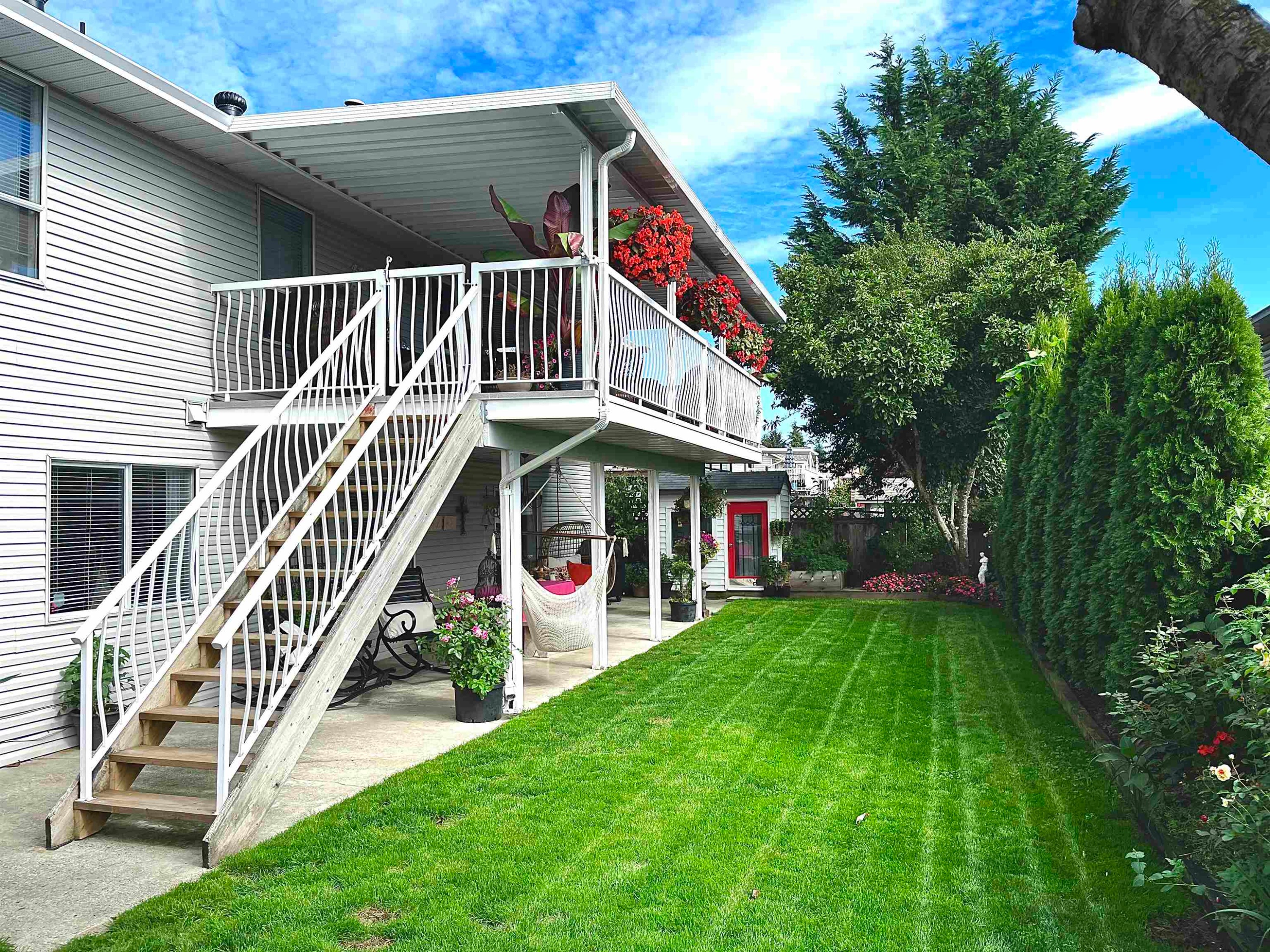 









18816


121b

Avenue,
Pitt Meadows,




BC
V3Y 2K7

