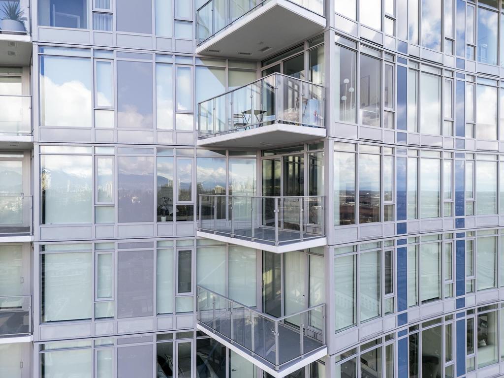 









7683


Park

Crescent, 2602,
Burnaby,




BC
V3N 0J4

