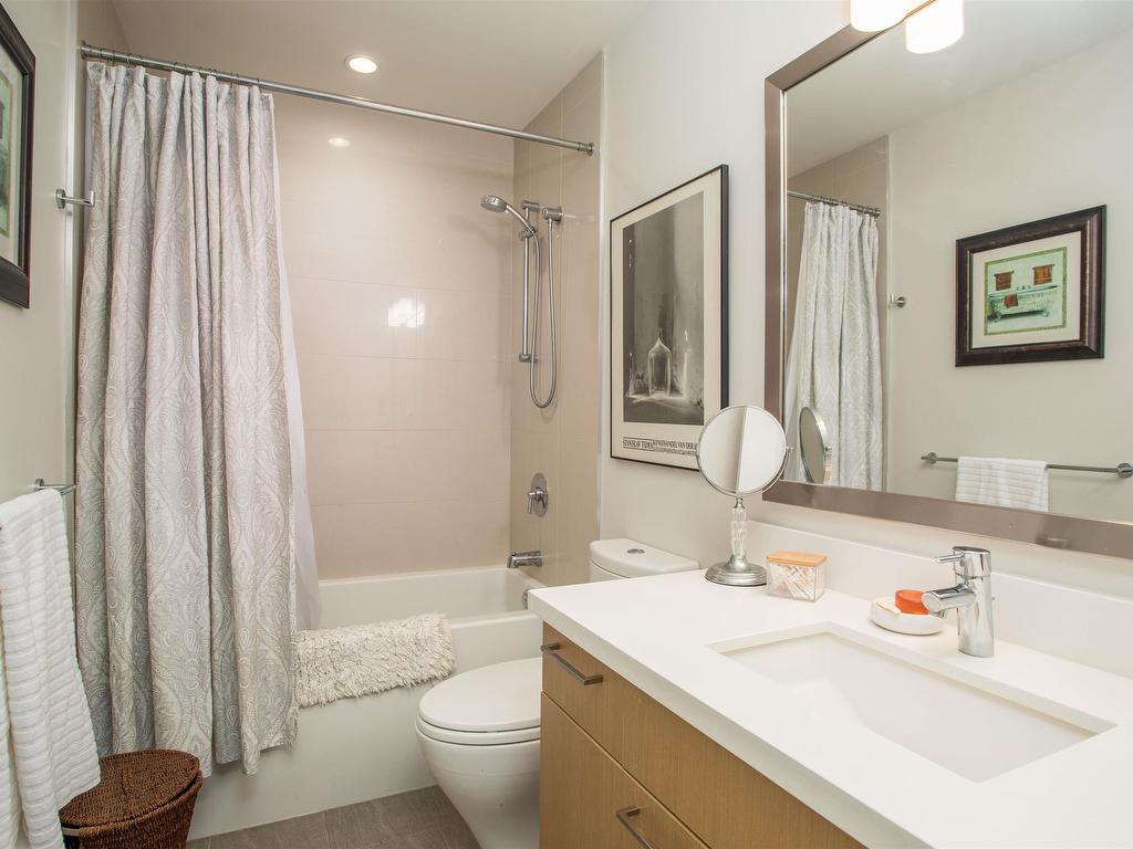 









5009


Cedar Springs

Drive,
Tsawwassen,




BC
V4M 0A7

