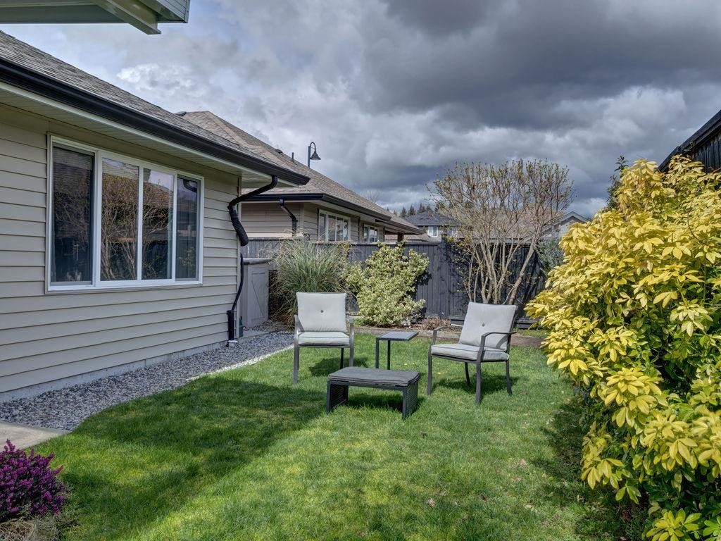 









5652


Andres

Road,
Sechelt,




BC
V7Z 0M4

