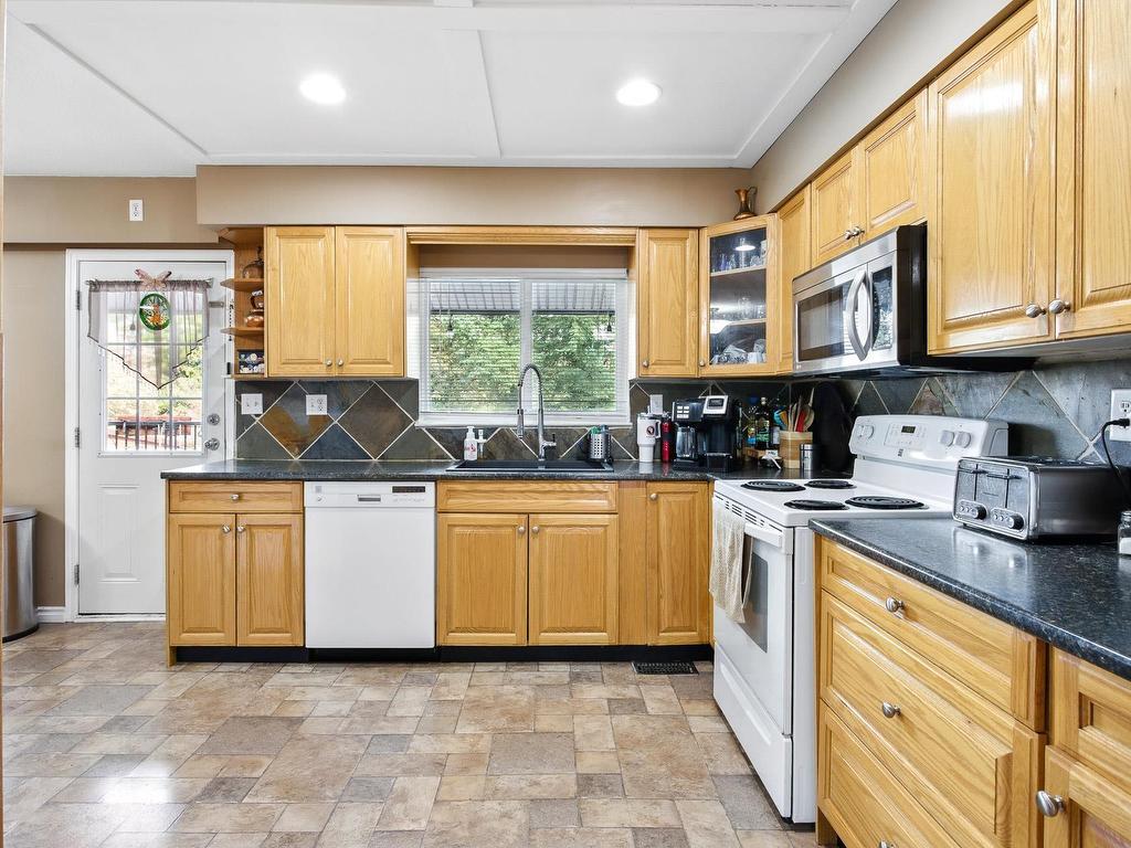 









12380


216

Street,
Maple Ridge,




BC
V2X 5K3

