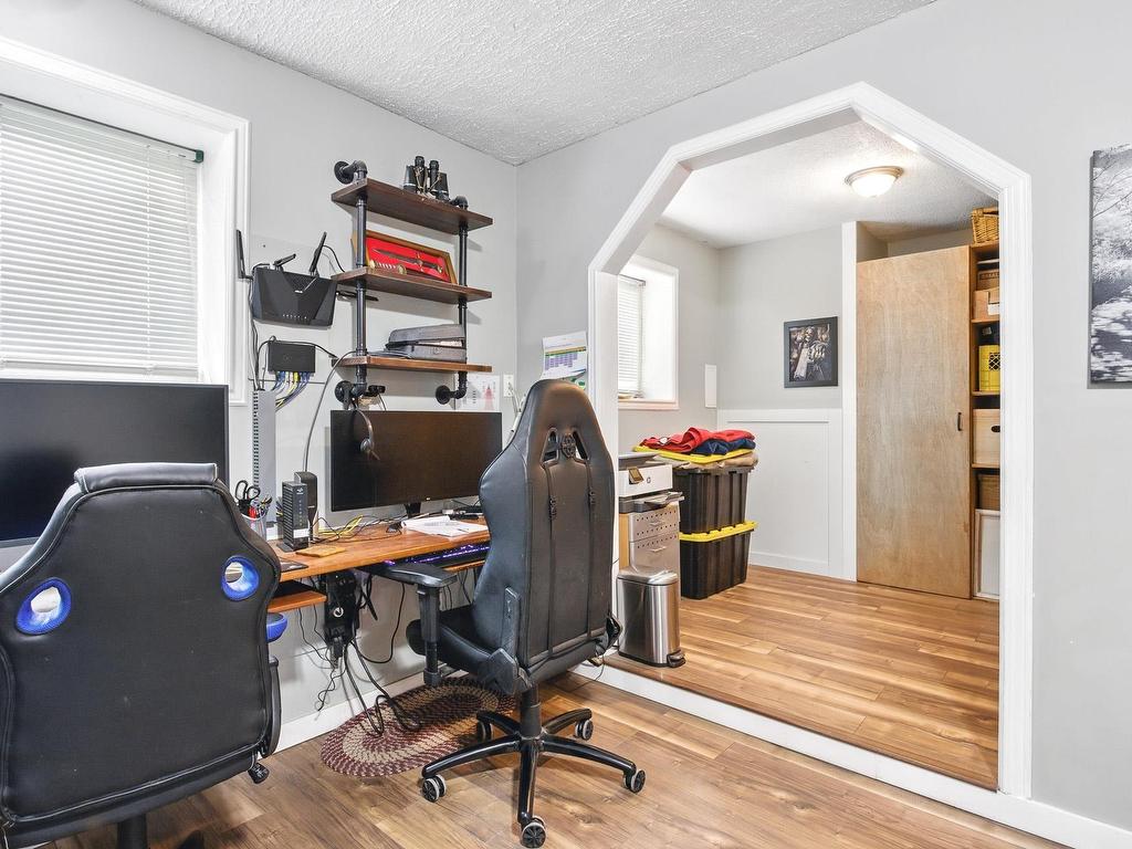 









12380


216

Street,
Maple Ridge,




BC
V2X 5K3

