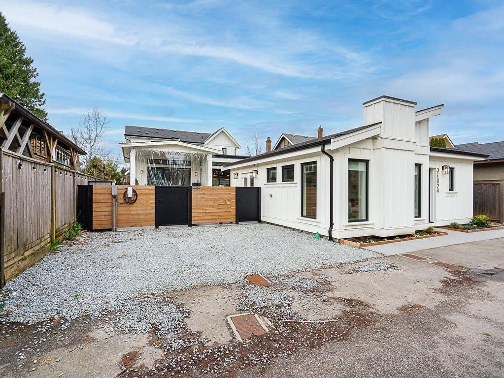 









1024


London

Street,
New Westminster,




BC
V3M 3B8


