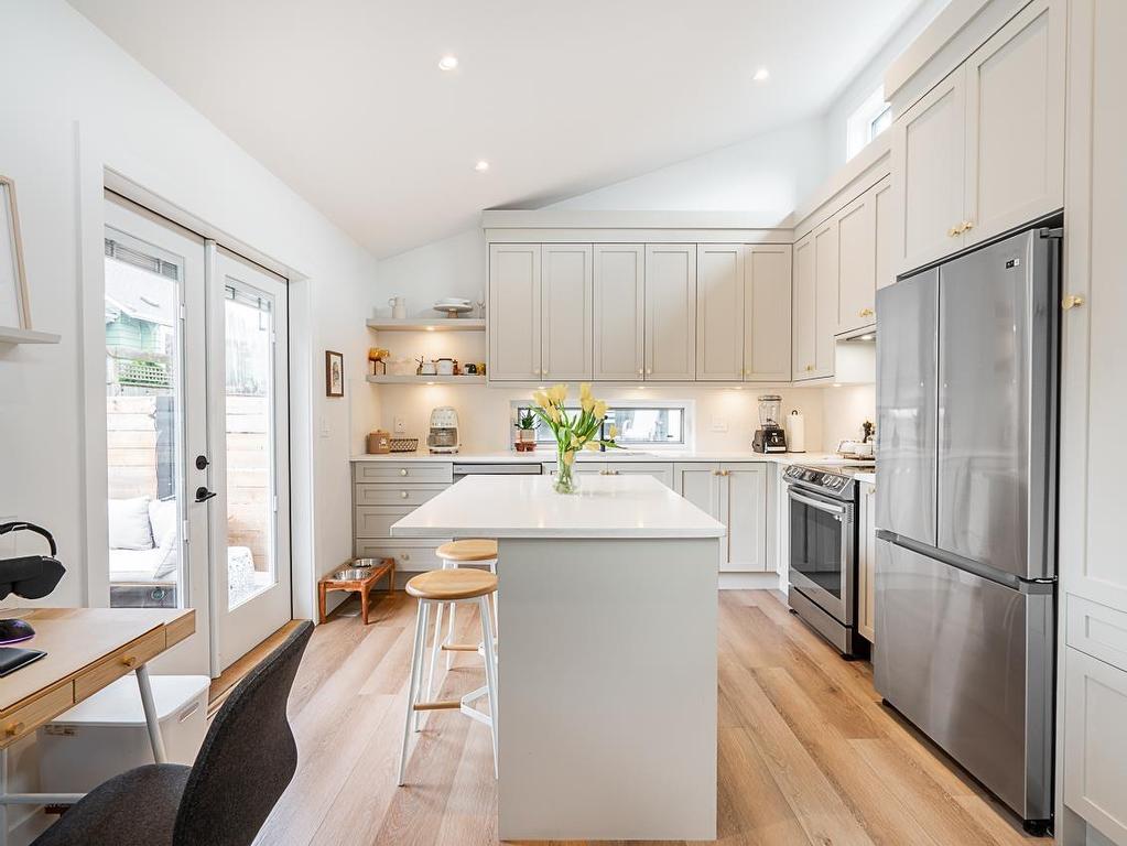 









1024


London

Street,
New Westminster,




BC
V3M 3B8

