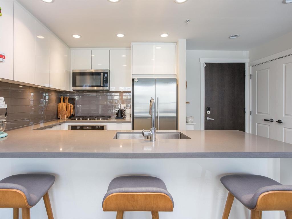 









277


1st

Street West,
North Vancouver,




BC
V7M 0E8

