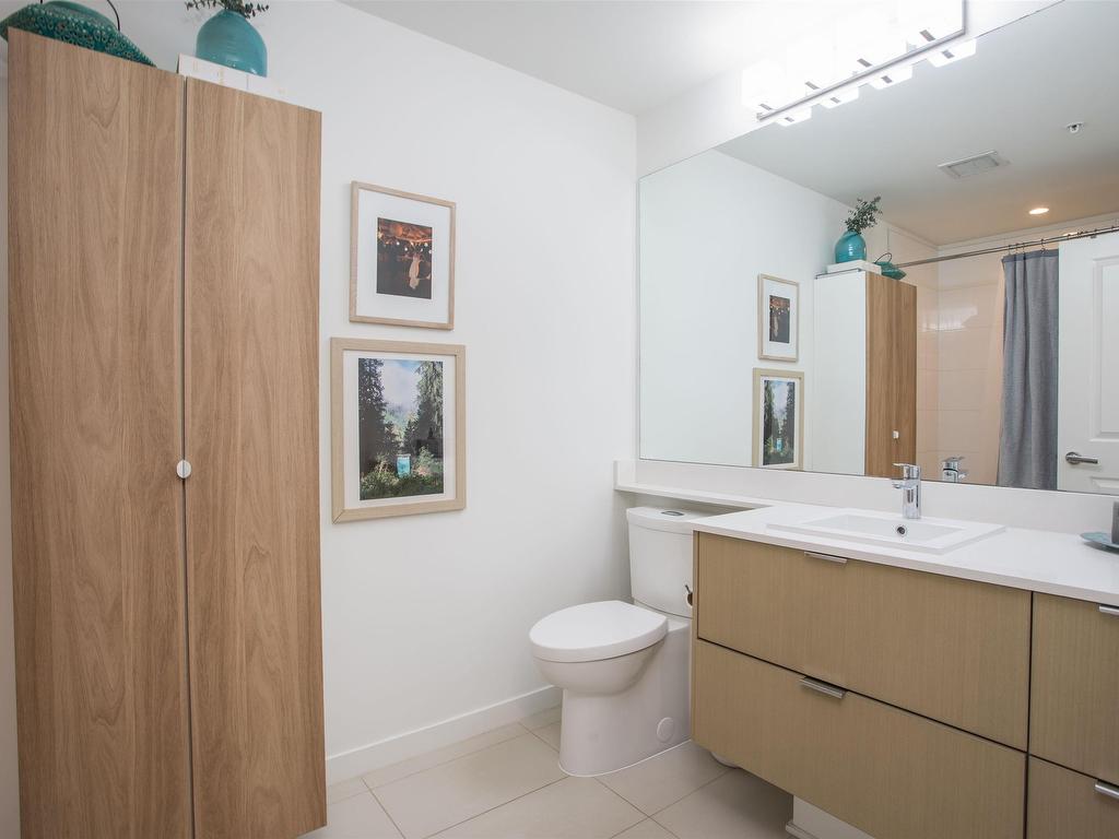 









277


1st

Street West,
North Vancouver,




BC
V7M 0E8

