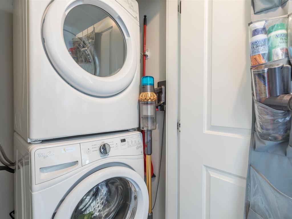 









277


1st

Street West,
North Vancouver,




BC
V7M 0E8

