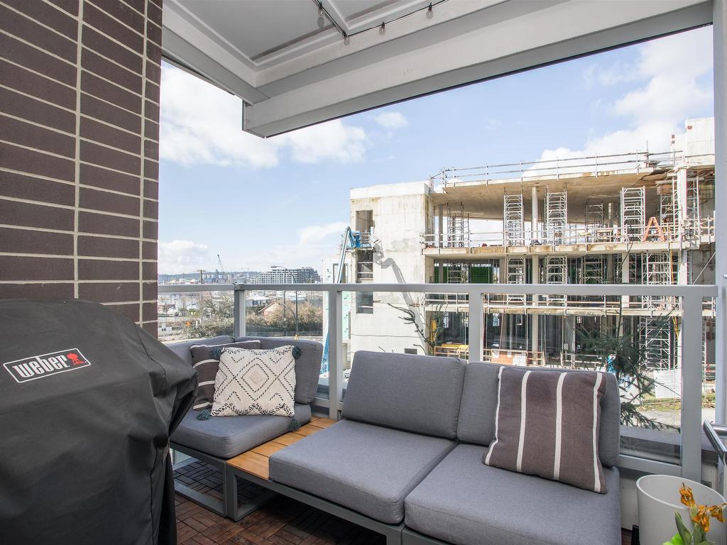 









277


1st

Street West,
North Vancouver,




BC
V7M 0E8

