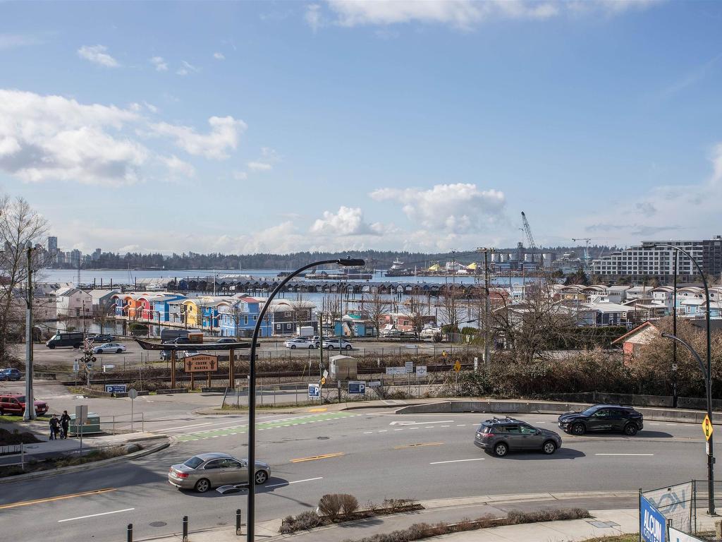 









277


1st

Street West,
North Vancouver,




BC
V7M 0E8

