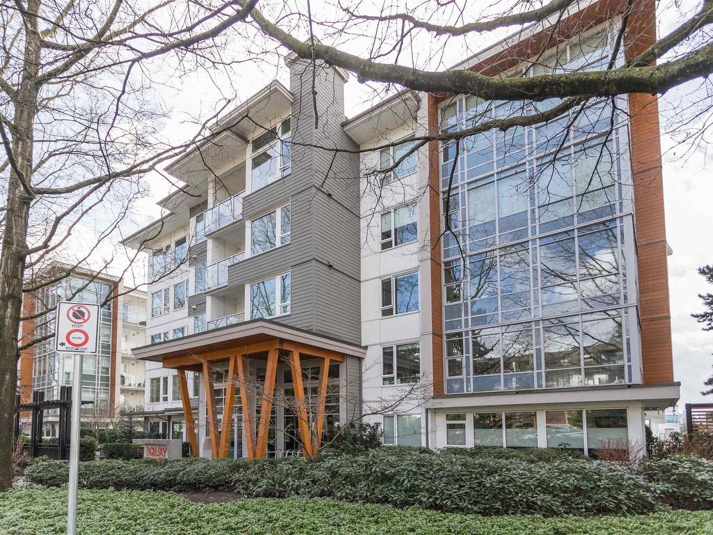 









277


1st

Street West,
North Vancouver,




BC
V7M 0E8

