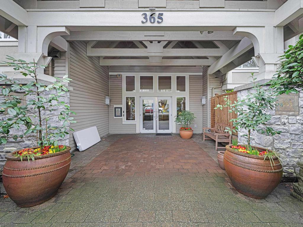 









365


1st

Street East, 213,
North Vancouver,




BC
V7L 4W5

